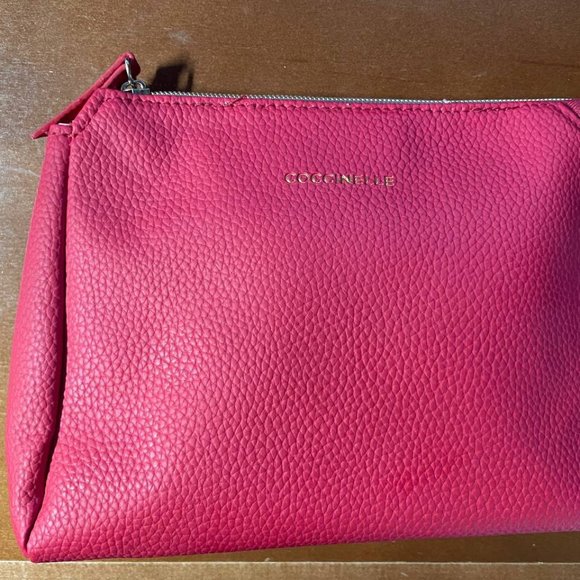 New Coccinelle X Turkish Airlines Business Class Amenity Leather Pouch - Picture 1 of 2